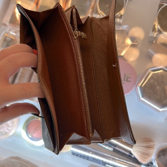 Louis Vuitton long monogram wallet. Original zip. - Picture 4 of 16